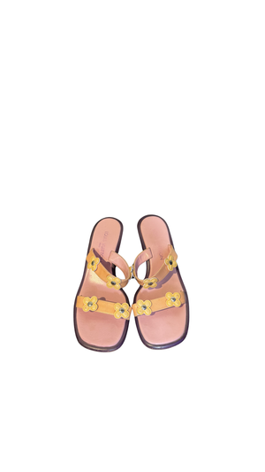 Chanel Vintage 2002 Mules a Talons Blossom Patent Leather Sandals Heeled Mule Pump Shoes Karl Lagerfeld Floral Strap detail CC coco mark EU 38.5