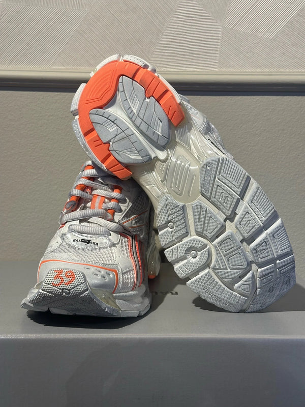 BALENCIAGA SNEAKERS - SIZE 40