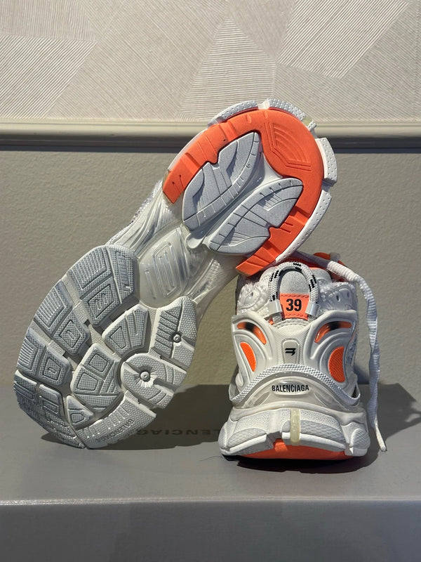 BALENCIAGA SNEAKERS - SIZE 40