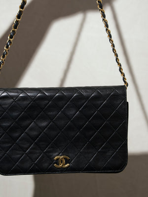 CHANEL SINGLE FLAP BAG
