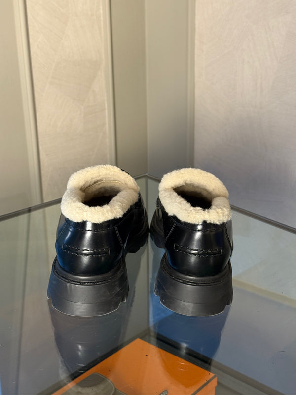 DIOR LOAFERS - SIZE 38