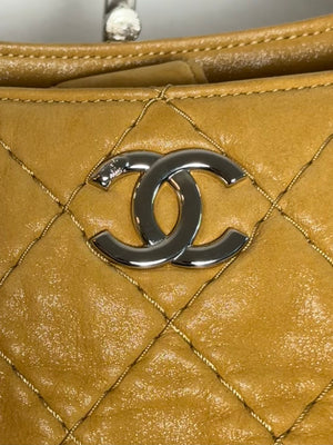 Chanel Vintage Sea Hit Tote Quilted Iridescent Glazed Calfskin CC Charm Chain Hobo Bag