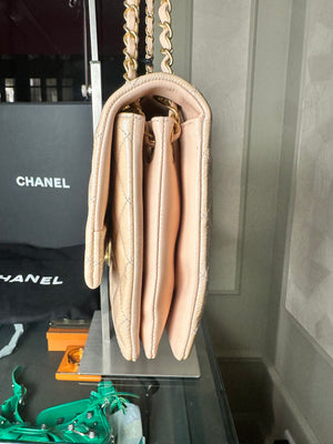 Chanel Patent Leather Beige Rose Quilted Pagoda Accordion Flap Gold Hardware Chain-Link Shoulder Bag 2016/17 Karl Lagerfeld