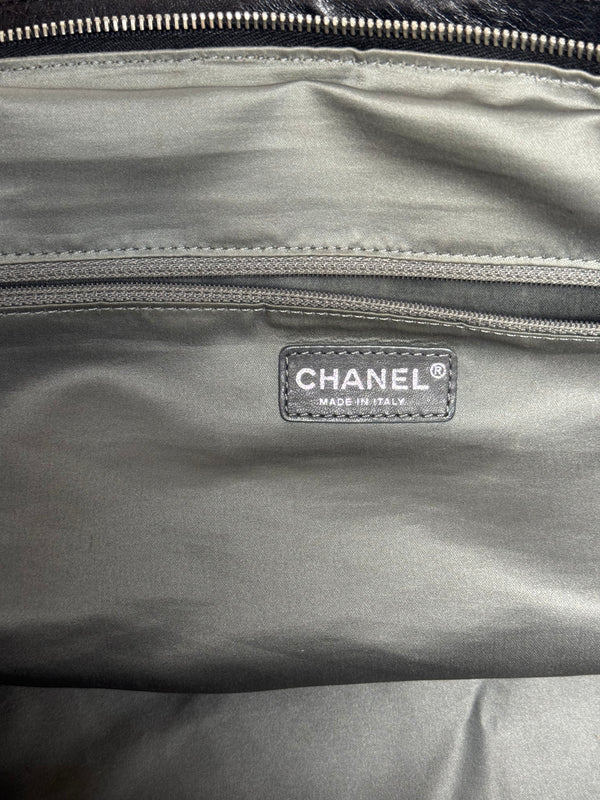 Chanel Vintage Black Chequered Chocolate Bar Lambskin Leather Large Tote Shoulder Bag Spellout Gunmetal hardware
