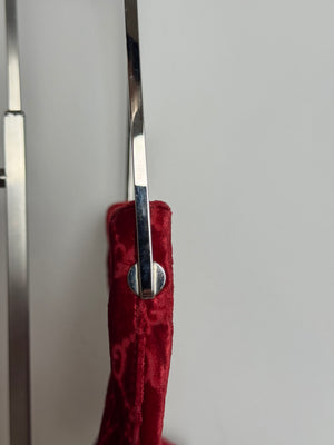 Gucci Tom Ford Vintage F/W 1997 deep red velvet GG embossed Single silver metal handle minimalist 90s shoulder bag