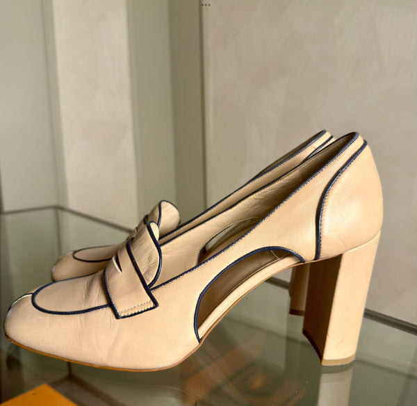 Fratelli Rossetti heeled Loafers contrast stitch beige black block heel round toe EU 39 classic design simple chic