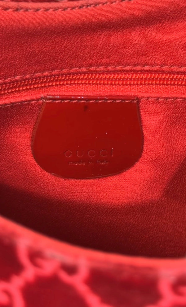 Gucci Tom Ford Vintage F/W 1997 deep red velvet GG embossed Single silver metal handle minimalist 90s shoulder bag