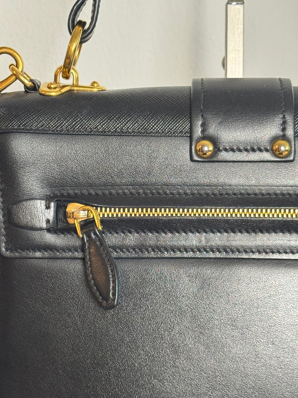 Prada Cahier Convertible Shoulder Bag City Calf and Saffiano Leather Strap Adjustable Flap Closure Buckle 2010s