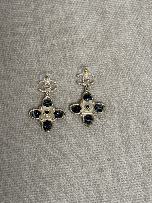Chanel Silver CC textured logo Abstract Shape Coco Mark Iconic Vintage Dangle Charm Statement Piece Earring Set Black