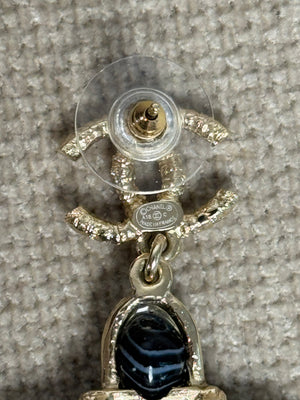 Chanel Silver CC textured logo Abstract Shape Coco Mark Iconic Vintage Dangle Charm Statement Piece Earring Set Black