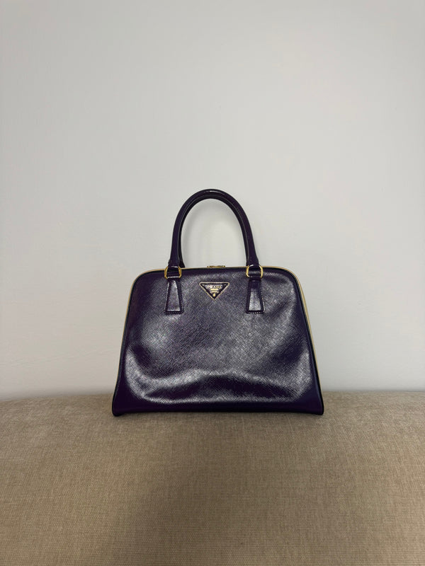Prada Purple Cream Saffiano Vernic Leather Pyramid Frame Satchel Handbag Large Metal Gold Top Handle Closure 2010s
