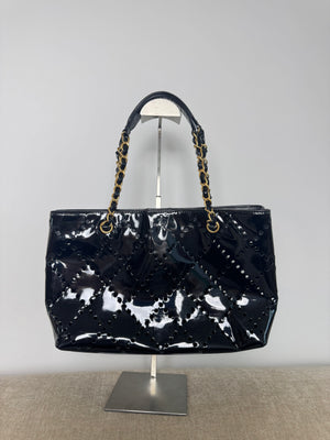 Chanel Vintage Punching CC Coco Mark Double Chain Bag Shoulder Patent Leather Women's Black Quilted Large Tote Shoulder Bag gold hardware