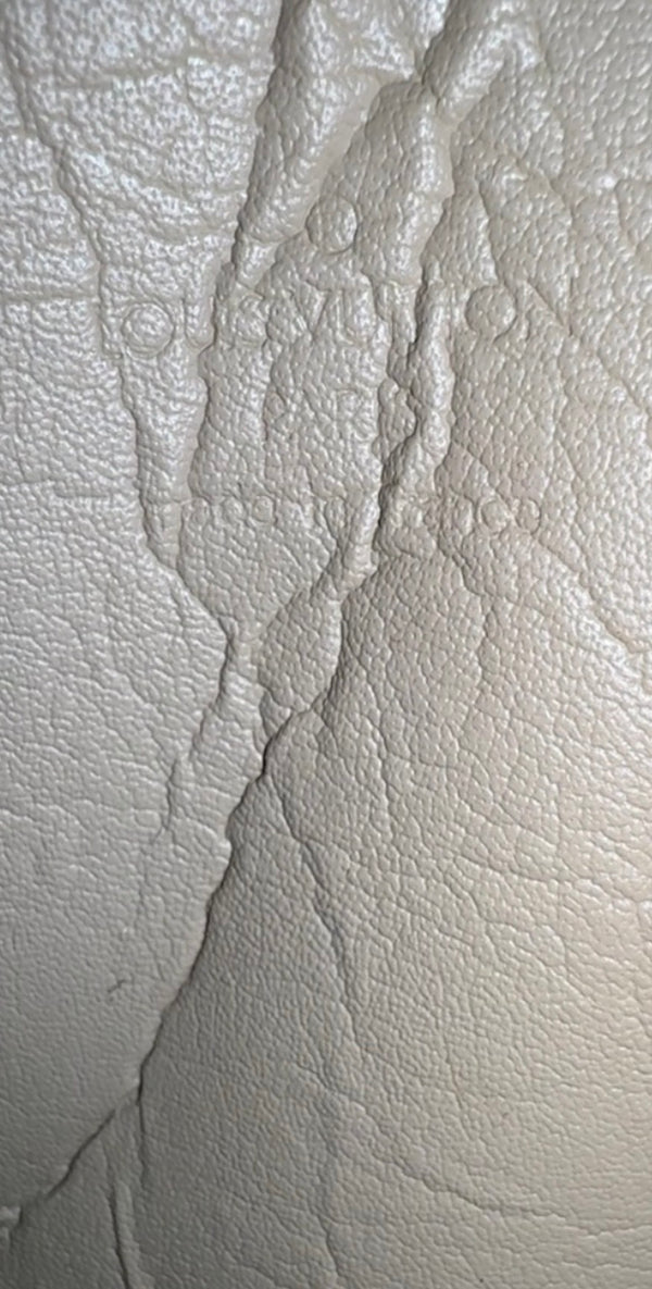 Louis Vuitton Bedford Handbag Noisette D'Amour Shoulder Bag Beige Cream patent leather varnish vintage unique LV monogram 90s 2000s