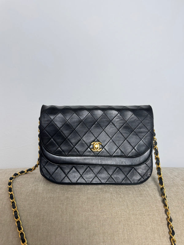 Chanel Vintage 1980s Half Moon Double Flap Shoulder Bag CC cocomark turnlock closure quilted leather 24k GHW classic design