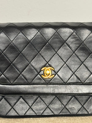 Chanel Vintage 1980s Half Moon Double Flap Shoulder Bag CC cocomark turnlock closure quilted leather 24k GHW classic design