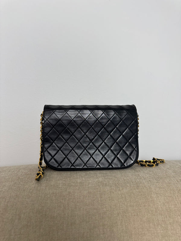 Chanel Vintage 1980s Half Moon Double Flap Shoulder Bag CC cocomark turnlock closure quilted leather 24k GHW classic design