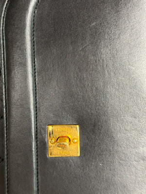 Chanel Vintage 1980s Half Moon Double Flap Shoulder Bag CC cocomark turnlock closure quilted leather 24k GHW classic design