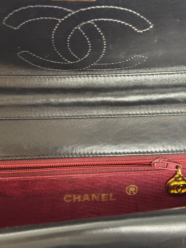 Chanel Vintage 1980s Half Moon Double Flap Shoulder Bag CC cocomark turnlock closure quilted leather 24k GHW classic design