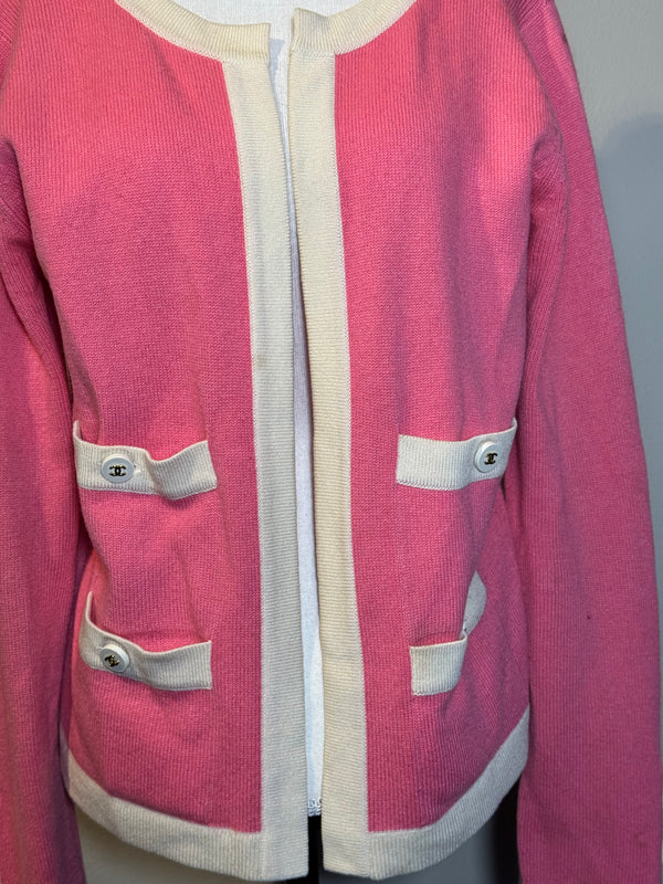 Chanel Vintage Karl Lagerfeld Pink Cream CC button detail 2 pocket raspberry cream trim wool Cardigan Blazer Jacket Classic design