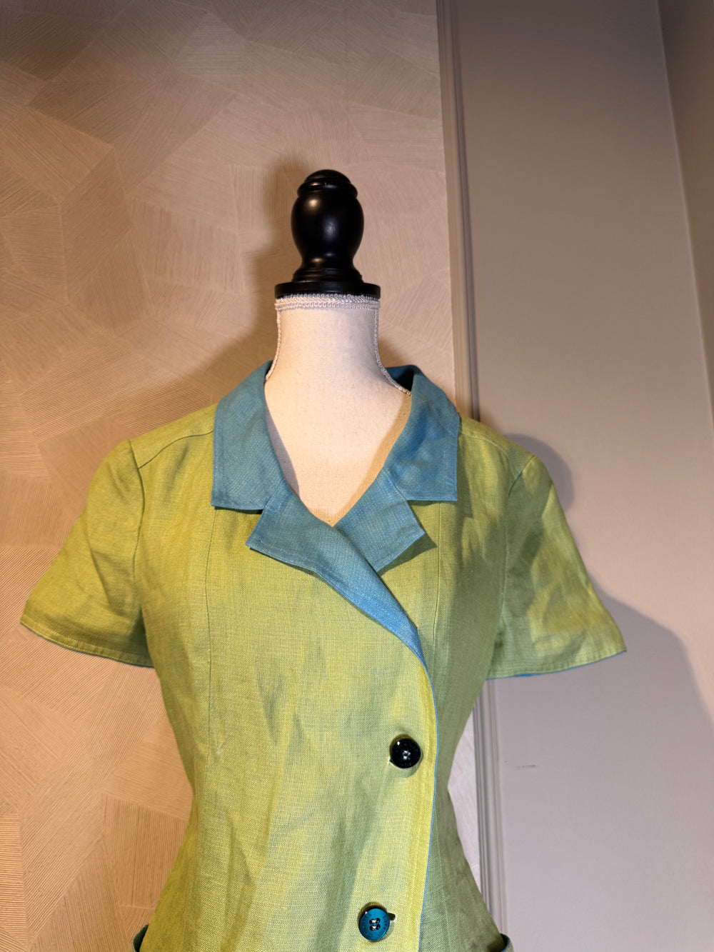 Chanel Cruise Resort 2001 Collection Vintage Apple Green Linen Turquoise Tunic Dress CC coco mark button Gold Hardware Classic A line Karl Lagerfeld