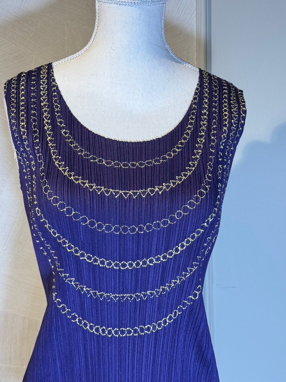 Issey Miyake PLEATS PLEASE 2000s Trompe-L'oeil Plum Purple Top mock jewellery design scoop neckline