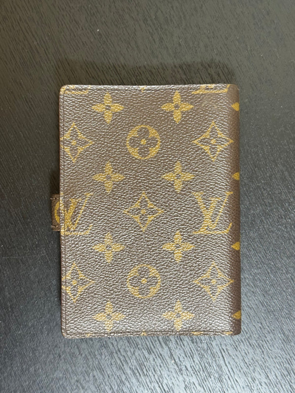 Louis Vuitton Monogram LV Small Ring Agenda Diary Notebook Cover Classic Style Chic mini planner brown leather
