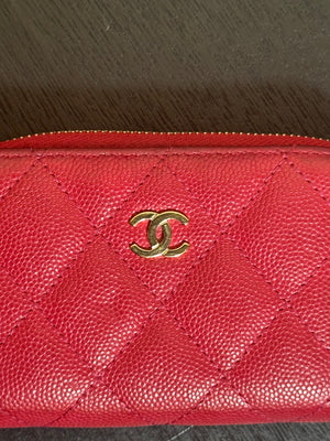 Chanel 2019 Interlocking CC Logo Wallet Caviar Quilted Zip Coin Purse Red CC cocomark logo