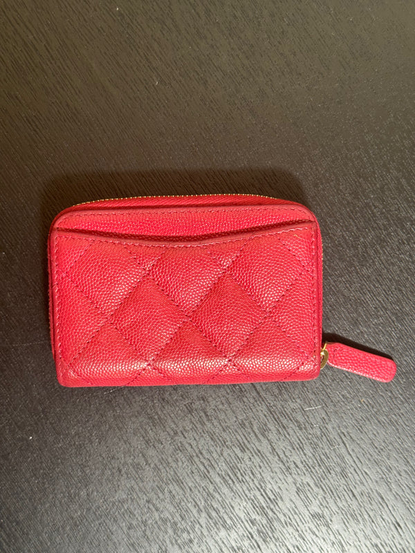 Chanel 2019 Interlocking CC Logo Wallet Caviar Quilted Zip Coin Purse Red CC cocomark logo