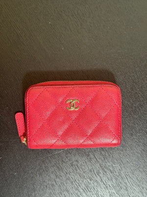 Chanel 2019 Interlocking CC Logo Wallet Caviar Quilted Zip Coin Purse Red CC cocomark logo