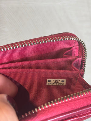 Chanel 2019 Interlocking CC Logo Wallet Caviar Quilted Zip Coin Purse Red CC cocomark logo