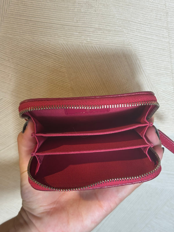 Chanel 2019 Interlocking CC Logo Wallet Caviar Quilted Zip Coin Purse Red CC cocomark logo