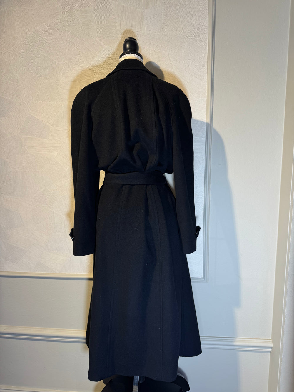 Chanel vintage trench coat Jacket Black CC cocomark black button cinch waist Long Sleeve Fit Flare Classic design chic low neck