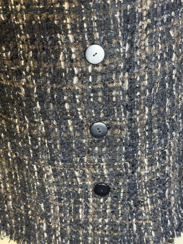 Chanel Droite A Boutons Tweed Brown Pencil Skirt Button Detailing FR 38 / M Classic Design CC button Work formal dress skirt distressed hem