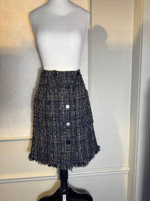 Chanel Droite A Boutons Tweed Brown Pencil Skirt Button Detailing FR 38 / M Classic Design CC button Work formal dress skirt distressed hem