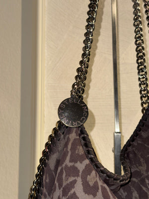 Stella McCartney Falabella 3-Chain Fold Over Tote Leopard Print Brown Bronze Vegan Suede Shaggy Deer Vintage Classic Style Chic Chain handles Detail 