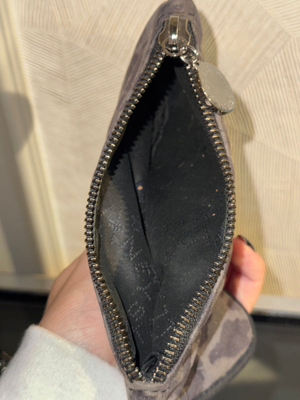 Stella McCartney Falabella 3-Chain Fold Over Tote Leopard Print Brown Bronze Vegan Suede Shaggy Deer Vintage Classic Style Chic Chain handles Detail 