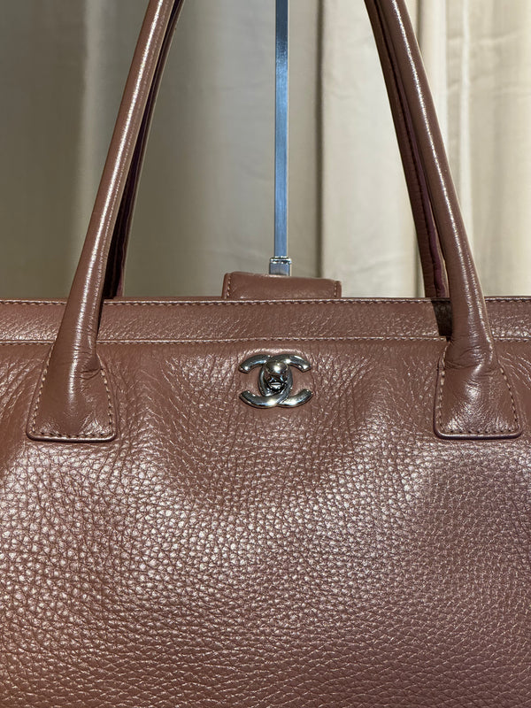 Chanel Vintage Grand Executive Cerf Tote Bag East West Top Handle Shopper Handbag CC