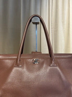 Chanel Vintage Grand Executive Cerf Tote Bag East West Top Handle Shopper Handbag CC