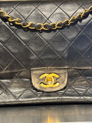 Chanel Medium Double Flap Vintage Black Quilted Lambskin Classic Shoulder Bag Gold Hardware