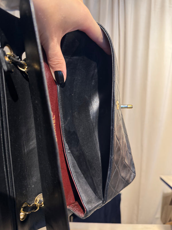 Chanel Medium Double Flap Vintage Black Quilted Lambskin Classic Shoulder Bag Gold Hardware