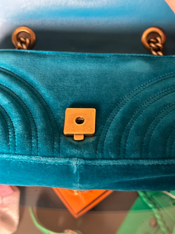 Gucci GG Marmont Velvet Turquoise Gold Medium Chain Strap Shoulder Bag Adjustable Cross Body
