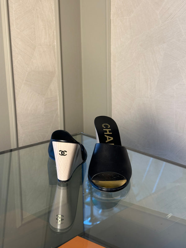 Chanel black leather CC logo wedge white wood gold black mule sandals CC logo open toe 2010s
