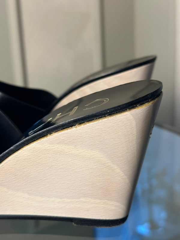 Chanel black leather CC logo wedge white wood gold black mule sandals CC logo open toe 2010s