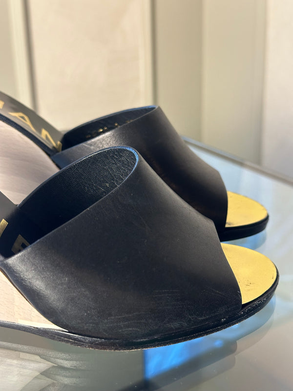 Chanel black leather CC logo wedge white wood gold black mule sandals CC logo open toe 2010s