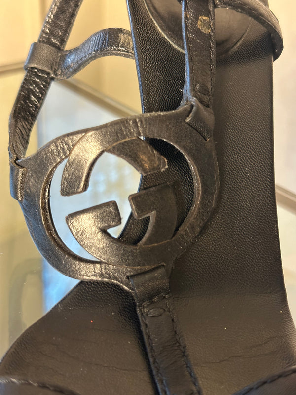 Tom Ford Gucci black leather 90s chic elegant strappy heels gladiator style interlocking sandal EU 37 1/2
