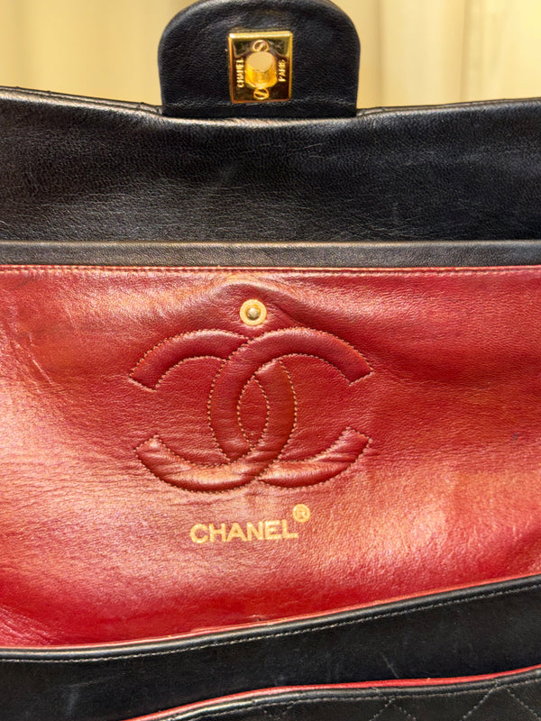Chanel Vintage Black Quilted Lambskin Classic Medium Double Flap Bag Gold Hardware Chain Shoulder Bag