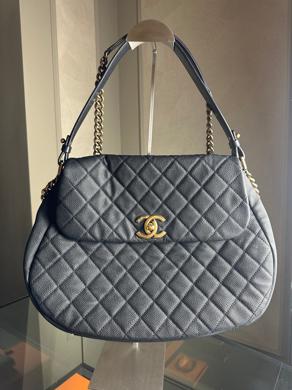 Chanel Country Chic Flap Messenger Bag Quilted Caviar Large 2012/2013 Rare Collectors piece