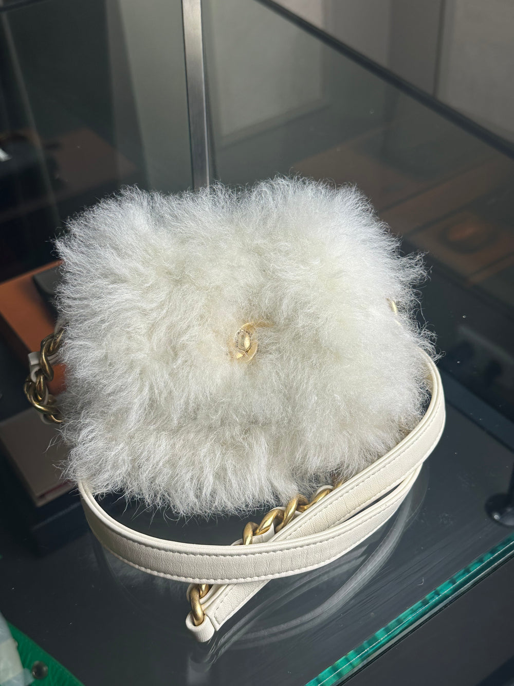 Chanel Eco Fur Mini Chain Flap A/W 2023 Shoulder Bag white ivory cream gold hardware strap CC logo