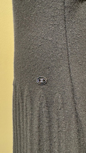 CHANEL KNIT DRESS - SIZE 38
