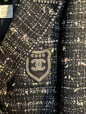 Classic Chanel chain detail Cruise Collection 2005 Tweed Blazer textured grey black long jacket silver hardware FR 46 iconic Devil Wears Prada